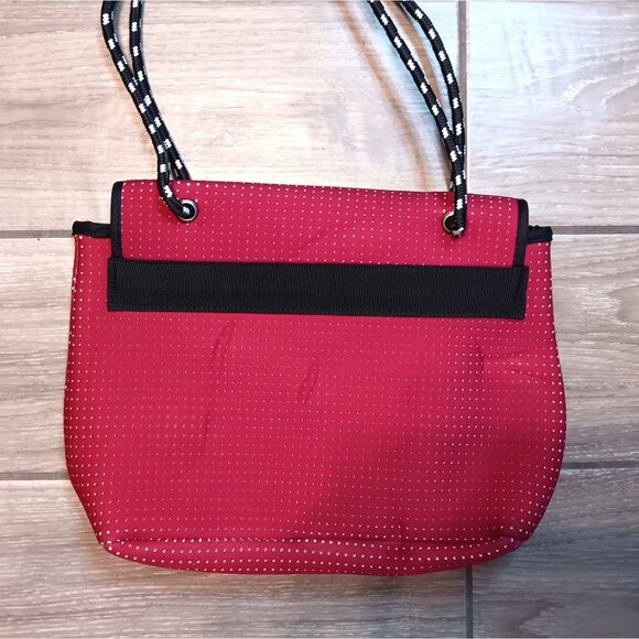 Popups Brand Neoprene Red Flap Over Bag Purse, Snap Buckle, Double Handle - Picture 2 of 4